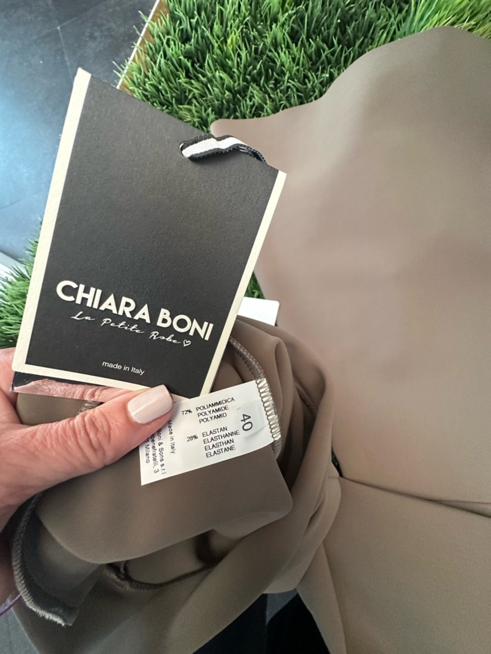 BNWT Chiara Boni La Petite Robe taupe Khaki Flare High-Waist Stretch Pants 40/4 - Picture 5 of 6